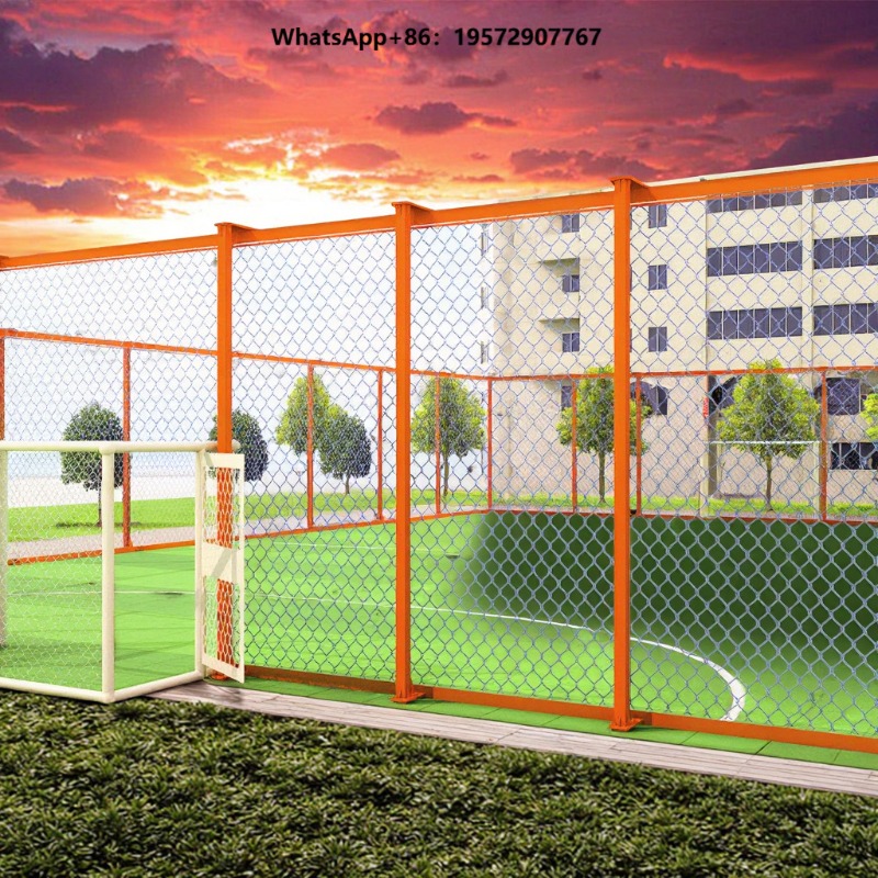 Outdoor Sport Flooring - สนามฟุตซอลในร่มและกลางแจ้งแบบไร้ขอบเขตสำหรับสโมสรกีฬา พร้อมพื้นแบบเชื่อมต่อกันและรั้วโลหะ