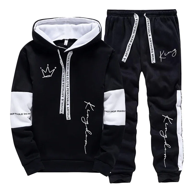 Outdoor Sportswear - ชุดแฟชั่นลำลองสไตล์สปอร์ตสำหรับผู้ชาย ชุดฮู้ดดี้ทันสมัยสำหรับใส่ในบ้านและนอกบ้าน พร้อมลายพิมพ์ตัวอักษร KING ประกอบด้วยเสื้อฮู้ดดี้และกางเกงวอร์ม
