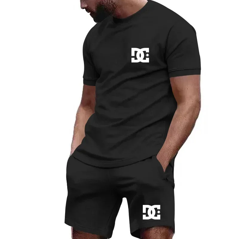 Outdoor Sports Leisure - ฤดูร้อนใหม่ เสื้อยืดแขนสั้นผู้ชายและกางเกงขาสั้นระบายอากาศ ชุดสองชิ้น แฟชั่นลำลองกลางแจ้งสำหรับผู้ชาย กางเกงขาสั้นวิ่ง