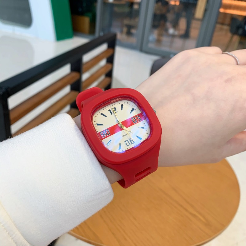 Outdoor Sport Watch - นาฬิกาอิเล็กทรอนิกส์ซิลิโคนทรงสี่เหลี่ยม นาฬิกาสปอร์ตสตรี