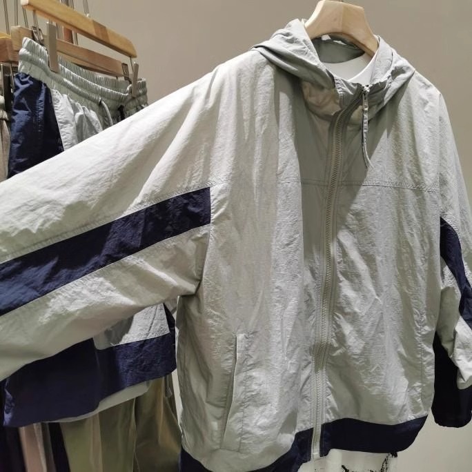 เสื้อแจ็คเก็ตกันแดดสำหรับผู้ชา - Outdoor Sport Jacket Brand บทวิจารณ์และราคา